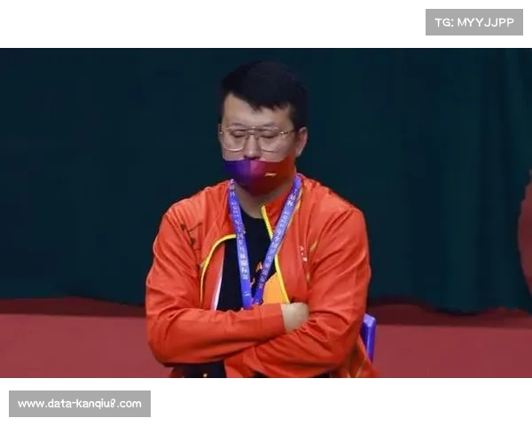 张超激情指导引争议，球迷质疑场外吼叫是否影响比赛公平性